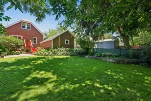 406 Maple Ave, Madison, WI 53704 - Photo 2