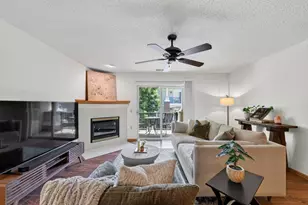 8530 Greenway Blvd, Middleton, WI 53562 - Photo 16
