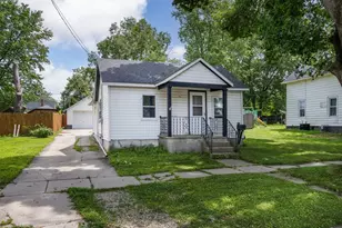 412 Clarence St, Fort Atkinson, WI 53538 - Photo 1