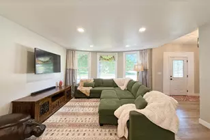 442 N Monroe St, Waterloo, WI 53594 - Photo 4