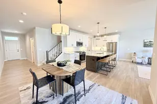 4743 Bellflower Dr, DeForest, WI 53532 - Photo 10