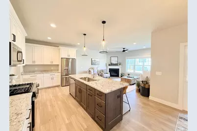 4743 Bellflower Drive, DeForest, WI 53532 - Photo 6