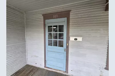 109 W Howard Street, Portage, WI 53901 - Photo 4