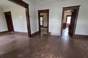 109 W Howard St, Portage, WI 53901 - Photo 6