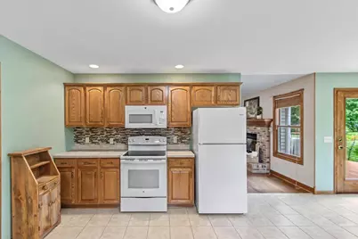 4195 S Satinwood Drive, Beloit, WI 53511 - Photo 16