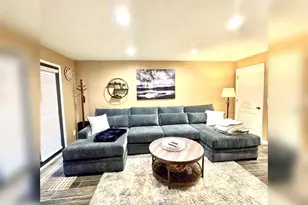 530 E Hiawatha Dr, Lake Delton, WI 53965 - Photo 10