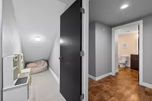 524 N Sherman Ave, Madison, WI 53704 - Photo 48