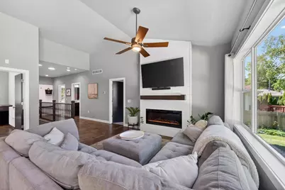 524 N Sherman Avenue, Madison, WI 53704 - Photo 8