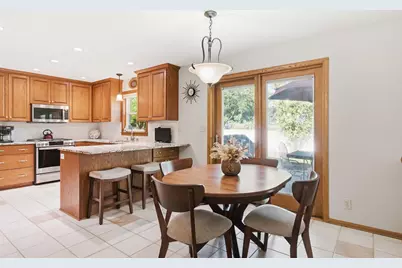 412 Bonnie Road, Cottage Grove, WI 53527 - Photo 10
