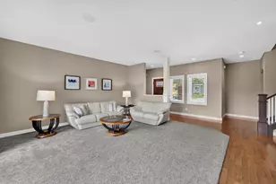 818 Pine Hill Dr, Madison, WI 53593 - Photo 6
