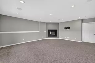 818 Pine Hill Dr, Madison, WI 53593 - Photo 52