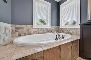 818 Pine Hill Dr, Madison, WI 53593 - Photo 34