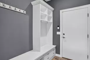 818 Pine Hill Dr, Madison, WI 53593 - Photo 24