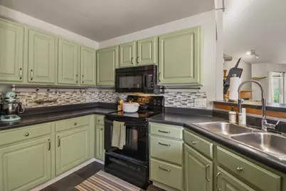 3134 Dorchester Way #4, Madison, WI 53719 - Photo 6