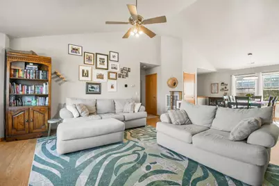 3134 Dorchester Way #4, Madison, WI 53719 - Photo 4