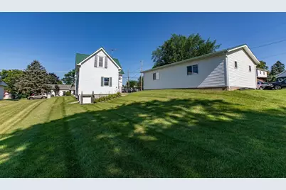 605 N Union Street, Ridgeville, WI 53533 - Photo 6