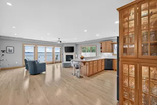 4101 Monona Dr, Monona, WI 53716 - Photo 8