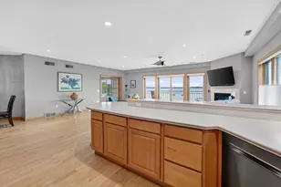 4101 Monona Dr, Monona, WI 53716 - Photo 16