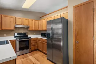 2836 Warner Ln, Madison, WI 53713 - Photo 16