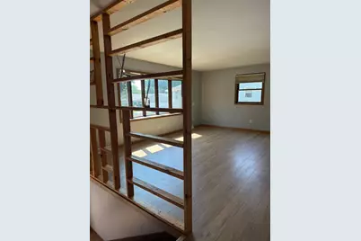 2413 Stuart Court, Madison, WI 53704 - Photo 6