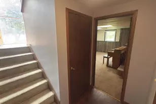 2413 Stuart Ct, Madison, WI 53704 - Photo 16