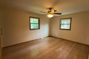 2413 Stuart Ct, Madison, WI 53704 - Photo 16