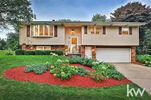 2413 Stuart Ct, Madison, WI 53704 - Photo 1