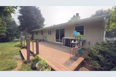 2413 Stuart Court, Madison, WI 53704 - Photo 18
