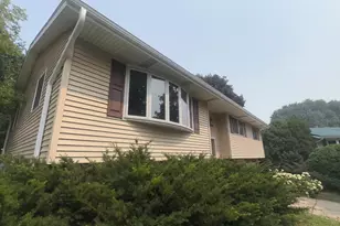 2413 Stuart Ct, Madison, WI 53704 - Photo 22