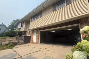 2413 Stuart Ct, Madison, WI 53704 - Photo 20