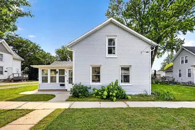 408 N Warren Street, Watertown, WI 53098 - Photo 1