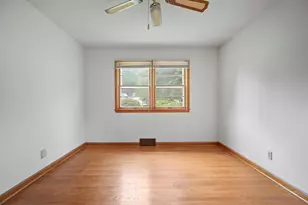 9 Fremont Cir, Madison, WI 53704 - Photo 18