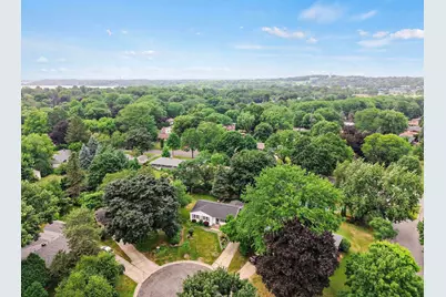 9 Fremont Circle, Madison, WI 53704 - Photo 40