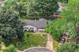 9 Fremont Cir, Madison, WI 53704 - Photo 36