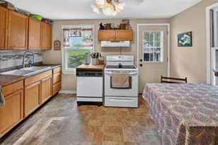 4109 Barby Ln, Madison, WI 53704 - Photo 10