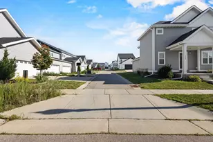 2832 Frisee Dr, Fitchburg, WI 53711 - Photo 48