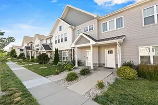 2832 Frisee Dr, Fitchburg, WI 53711 - Photo 38