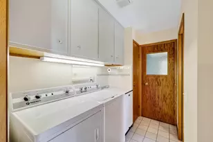 5567 Shamrock Ln, Fitchburg, WI 53711 - Photo 18
