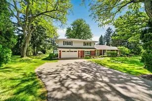 5567 Shamrock Ln, Fitchburg, WI 53711 - Photo 36