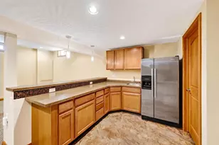 5567 Shamrock Ln, Fitchburg, WI 53711 - Photo 32