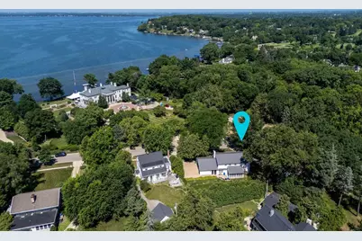92 Cambridge Road, Madison, WI 53704 - Photo 2