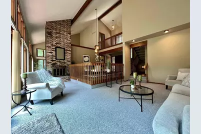 2103 W Collingswood Drive, Beloit, WI 53511 - Photo 8