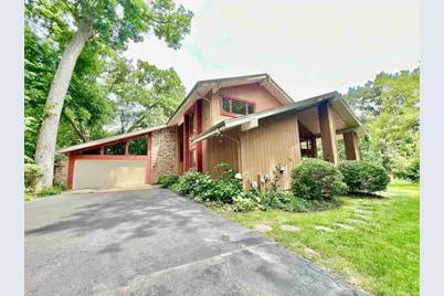 2103 W Collingswood Drive, Beloit, WI 53511 - Photo 2