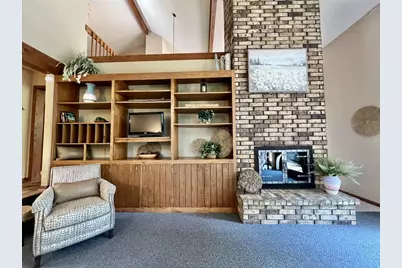 2103 W Collingswood Drive, Beloit, WI 53511 - Photo 12