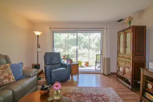 65 Golf Course Rd, Madison, WI 53704 - Photo 10