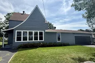 204 Academy St, Fox Lake, WI 53933 - Photo 4