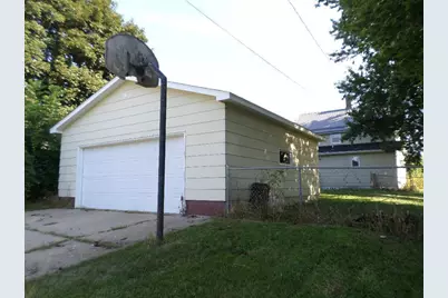 310 W Nott Street, Tomah, WI 54660 - Photo 2