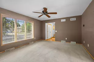 5224 Nannyberry Dr, Fitchburg, WI 53711 - Photo 12