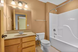 5224 Nannyberry Dr, Fitchburg, WI 53711 - Photo 20