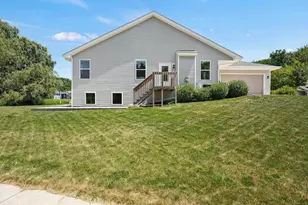 167 Valle Tell Dr, New Glarus, WI 53574 - Photo 4